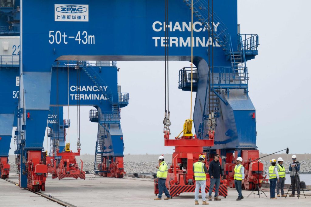 Au Pérou, Xi Jinping inaugure un port chinois, étape sur les routes de la soie dans la région