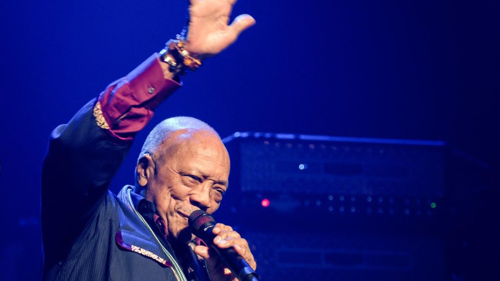 Décès de Quincy Jones, légende de la musique pop et architecte de multiples succès