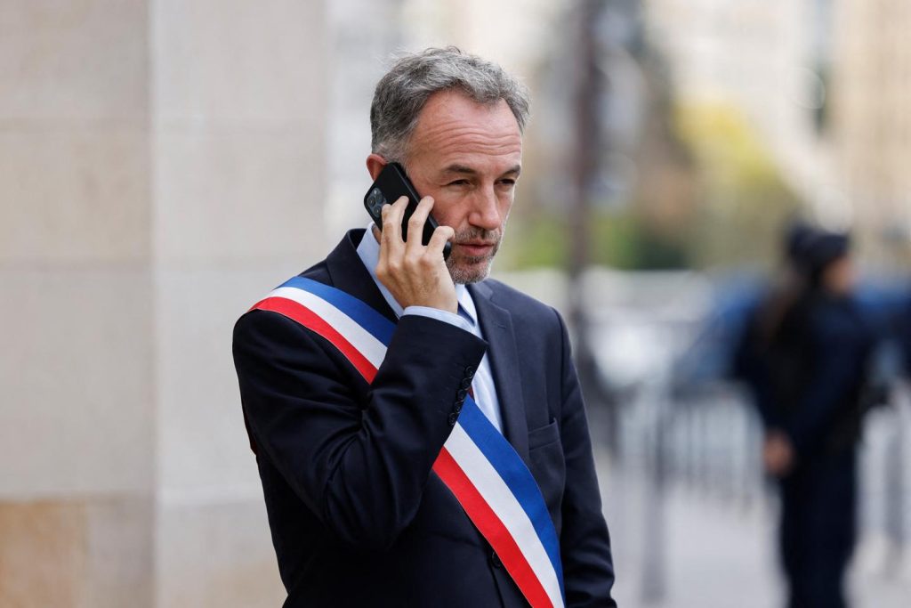 Emmanuel Grégoire, ancien premier adjoint d’Anne Hidalgo, est candidat à la mairie de Paris