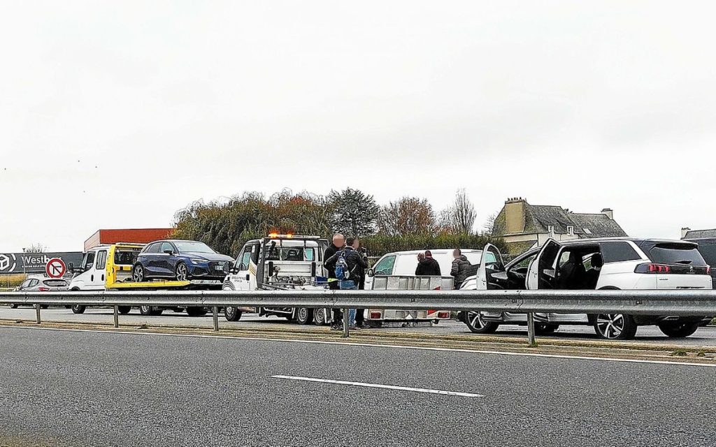 Blocage forcé, coups de feu et arrestations à Henvic : voici ce que l’on sait ce vendredi soir (Vidéo)