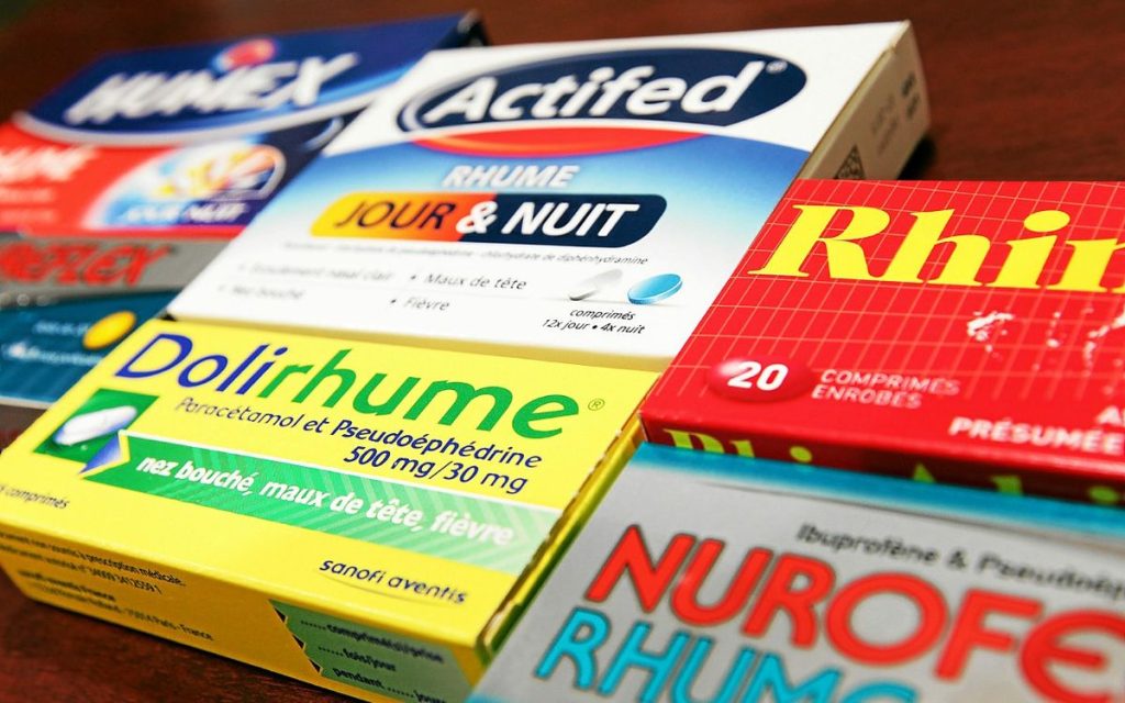 Anti-rhume dangereux : bientôt la fin des ventes sans ordonnance ?