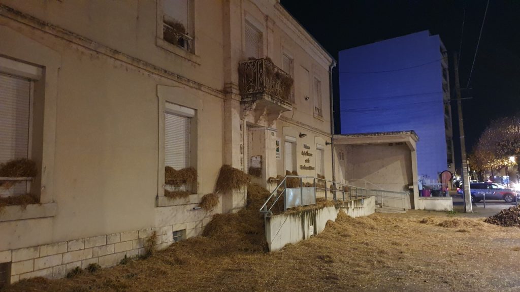 Les locaux d’Indre Nature ciblés par les agriculteurs