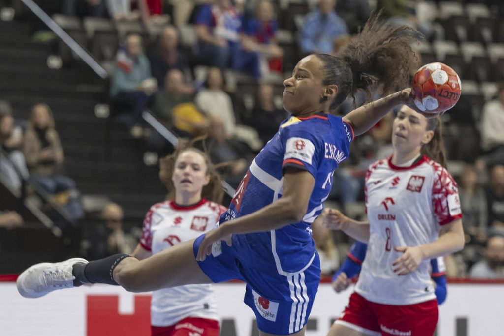 Pologne : Les Bleues lancent leur Euro de handball avec un carton, le résumé du match