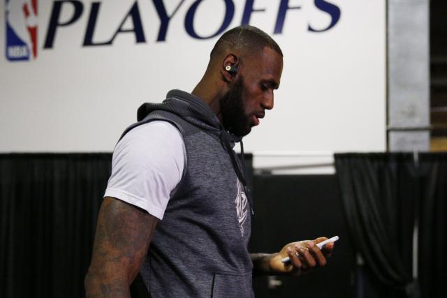 Agacé, LeBron James quitte (temporairement) les réseaux sociaux