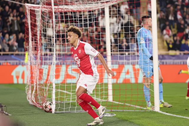 Le but d’Eliesse Ben Seghir avec Monaco contre Benfica en vidéo