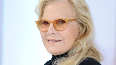 Sylvie Vartan, propriétaire de l’enclave dorée de la Villa Montmorency à Paris et Los Angeles, « Je préférerais vivre dans un hôtel »