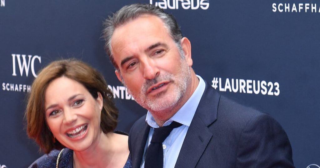 « C’est compliqué » : Jean Dujardin, père de quatre enfants protégé par sa famille, son sauveur