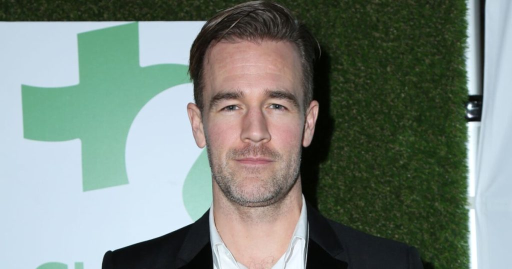 « J’avais prévu de le dire moi-même mais… » : James Van Der Beek (Dawson) s’est avancé pour faire une annonce personnelle et douloureuse