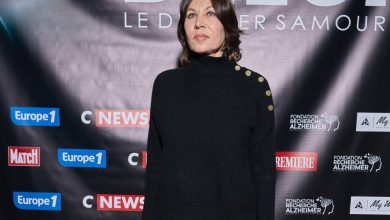 Mathilde Seigner face aux regrets concernant son ancien beau-père Alain Delon : « Je ne pouvais pas… »