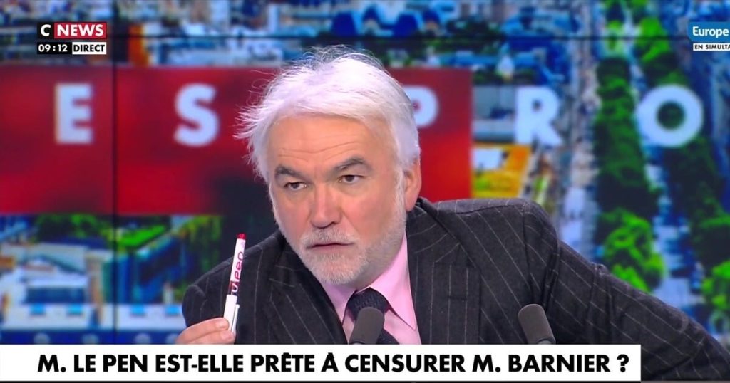 « Il passe son temps à la buvette… » : Un ancien Premier ministre dans le viseur de Pascal Praud