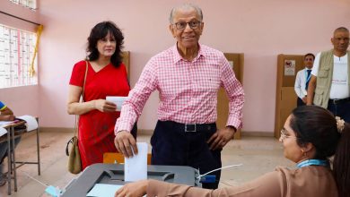 le chef de l’opposition revendique la victoire