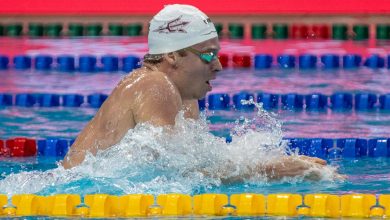 Léon Marchand battu au 200 m nage libre mais vainqueur final de la Coupe du monde à Singapour