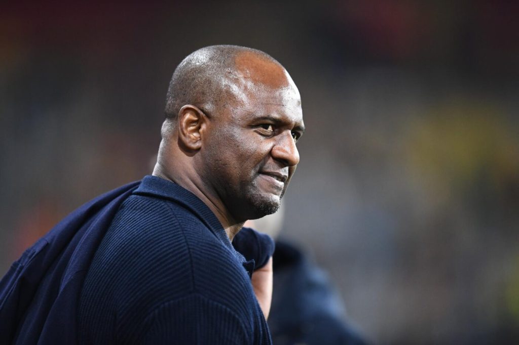 Patrick Vieira rebondit à Gênes – Italie – Gênes