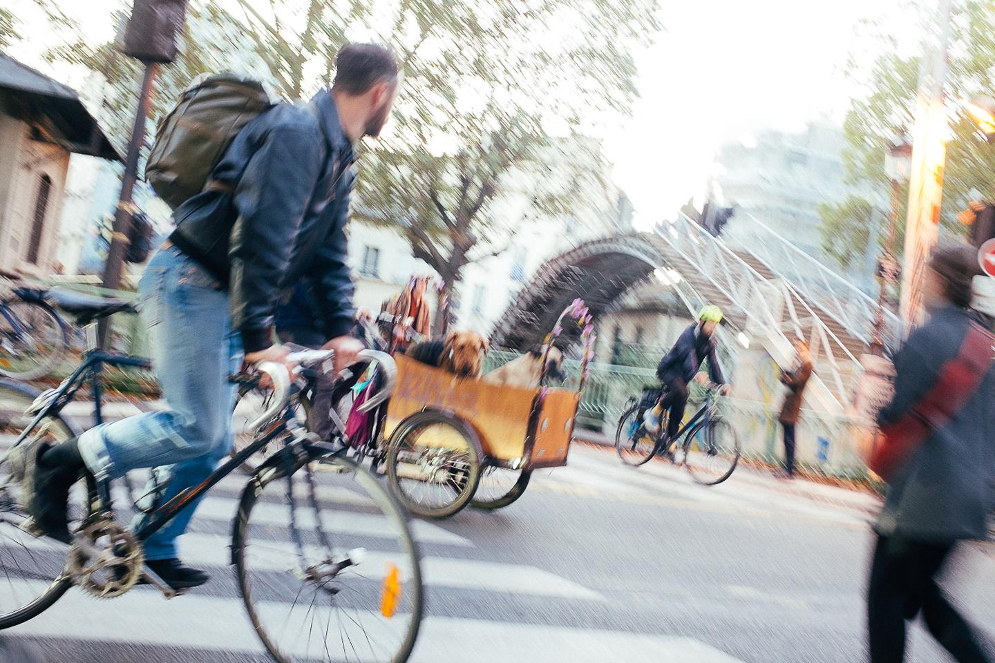 « Les vélos ont pris le pouvoir sur tous les autres utilisateurs. Ils ne respectent rien ! » : la montée de la grogne anticycliste – Le Monde