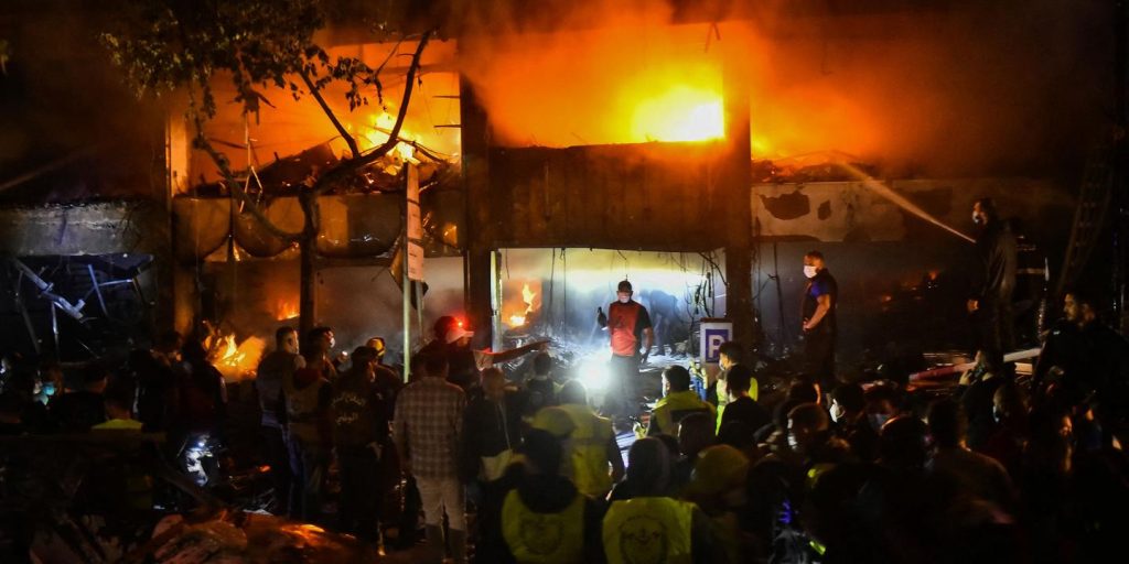 En direct, guerre au Moyen-Orient : le Liban annonce la fermeture des écoles de Beyrouth et ses environs lundi et mardi après un attentat meurtrier – Le Monde