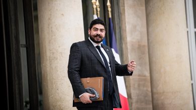 Guillaume Kasbarian, le ministre de la Fonction publique, suscite la polémique avec son tweet de félicitations à Elon Musk