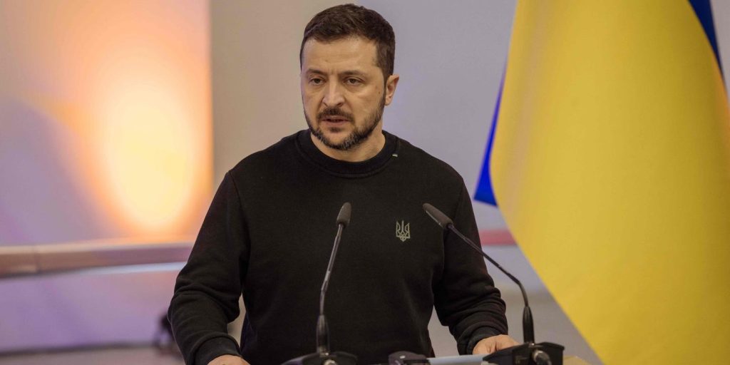 Volodymyr Zelensky appelle l’OTAN à protéger les territoires sous contrôle ukrainien afin de geler le conflit