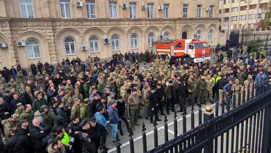 En Abkhazie, des manifestants envahissent le Parlement