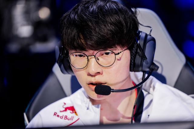 T1 et Faker conservent leur couronne aux Mondiaux (Esport)