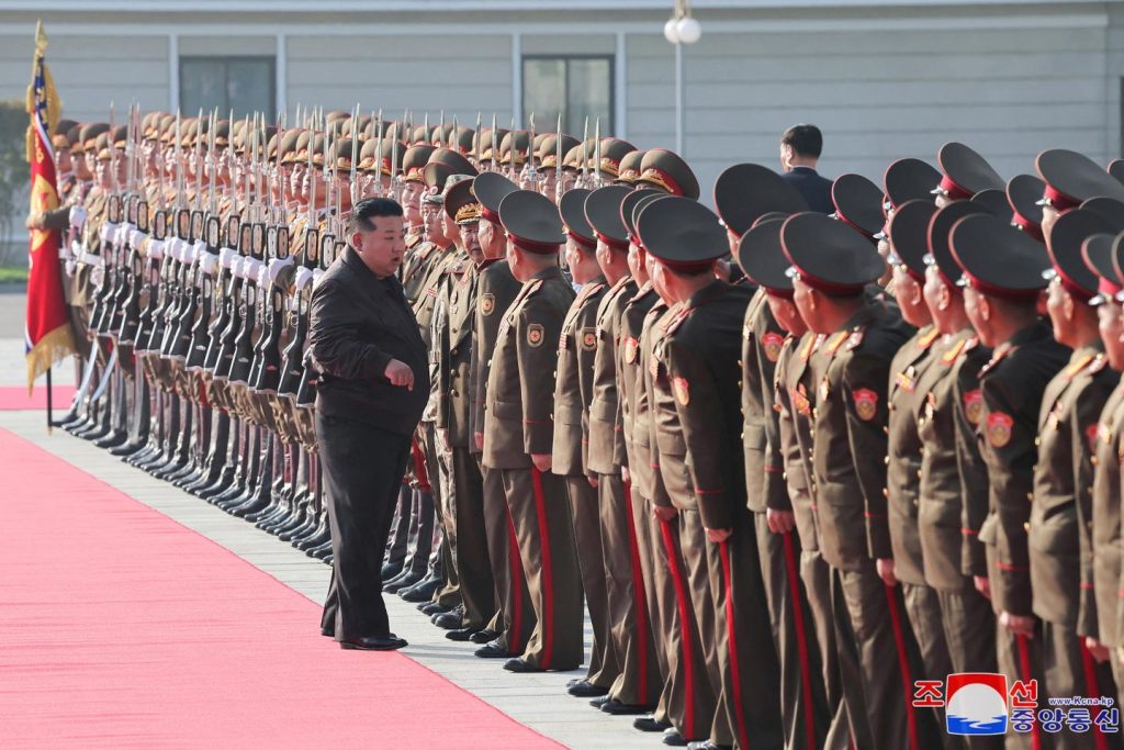 Kim Jong-un ordonne une « production massive » de drones explosifs