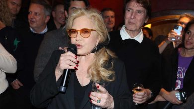 Sylvie Vartan : à 80 ans, son apparition surprenante sur scène, même sa petite-fille n’en revient pas