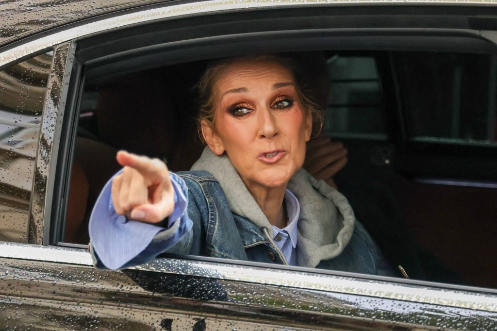 Céline Dion fait son grand retour, en magasin, à Vegas avec Adele, et bientôt… au Stade de France : tout ce qu’on sait