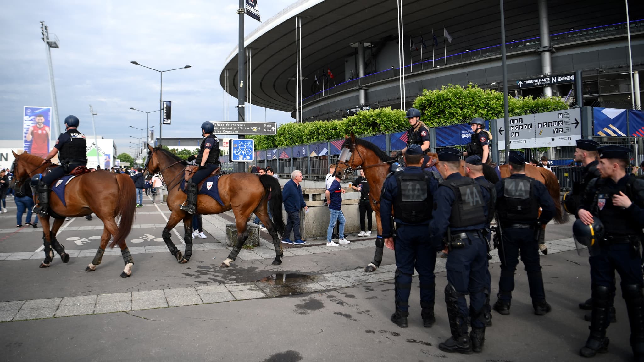 après les violences à Amsterdam, l’inquiétude grandit autour du match au Stade de France