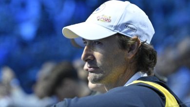 ATP – Finales > Alex Corretja, à propos de la défaite de Carlos Alcaraz : « Toute son équipe était assise, les bras croisés. Ce n’est pas habituel pour quelqu’un comme Ferrero qui est toujours très impliqué dans les matchs avec Carlos »