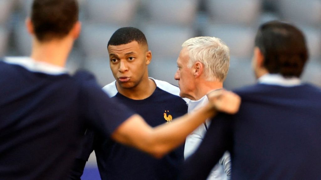 Mbappé – Deschamps : Il lance une bombe en direct !