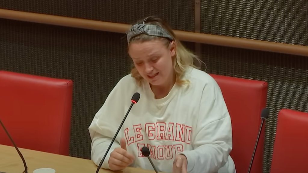 « J’ai un litre et demi de sang versé dans le ventre » : Sara Forestier revient sur ce souvenir traumatisant survenu juste avant un tournage