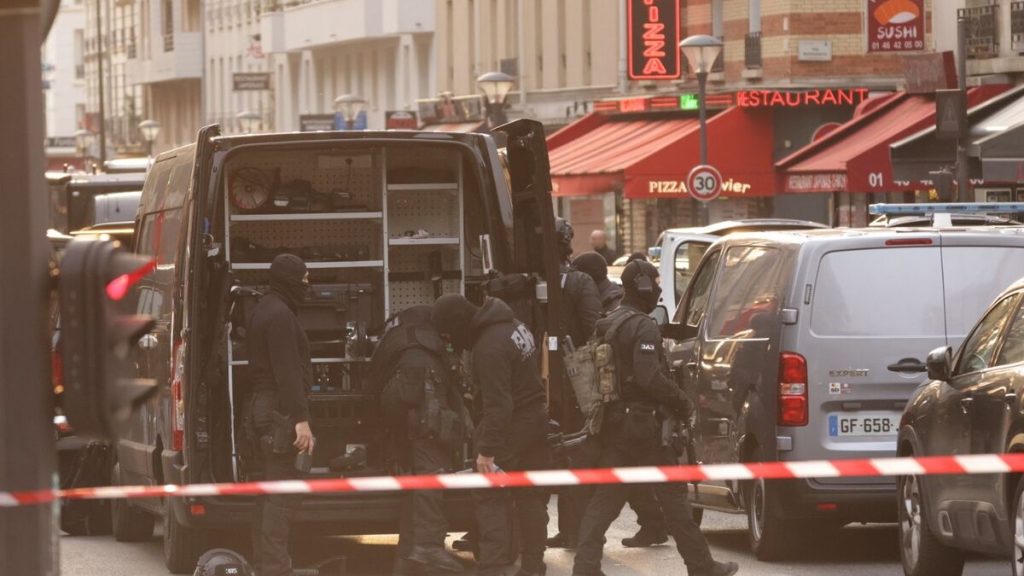 Prise d’otage dans une pizzeria à Issy-les-Moulineaux : la garde à vue du suspect levée, l’homme hospitalisé sous la contrainte