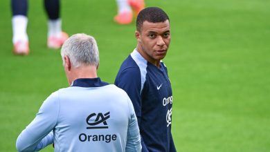 « Qu’il arrête de sortir en boîte », Deschamps n’en peut plus de Mbappé