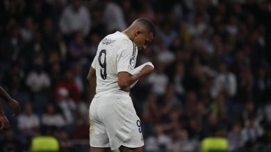 « Mbappé, c’est à gauche ou sur le banc », s’emporte Riolo