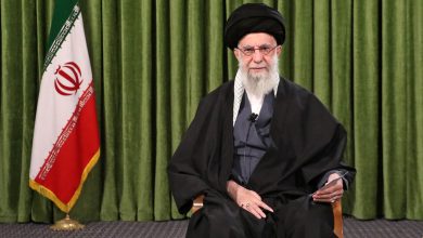 L’Ayatollah Khamenei menace de riposter à toute attaque contre l’Iran ou ses groupes alliés