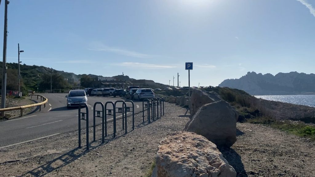 INFOS BFM MARSEILLE PROVENCE. Un homme arrêté en flagrant délit alors qu’il violait une femme aux Goudes