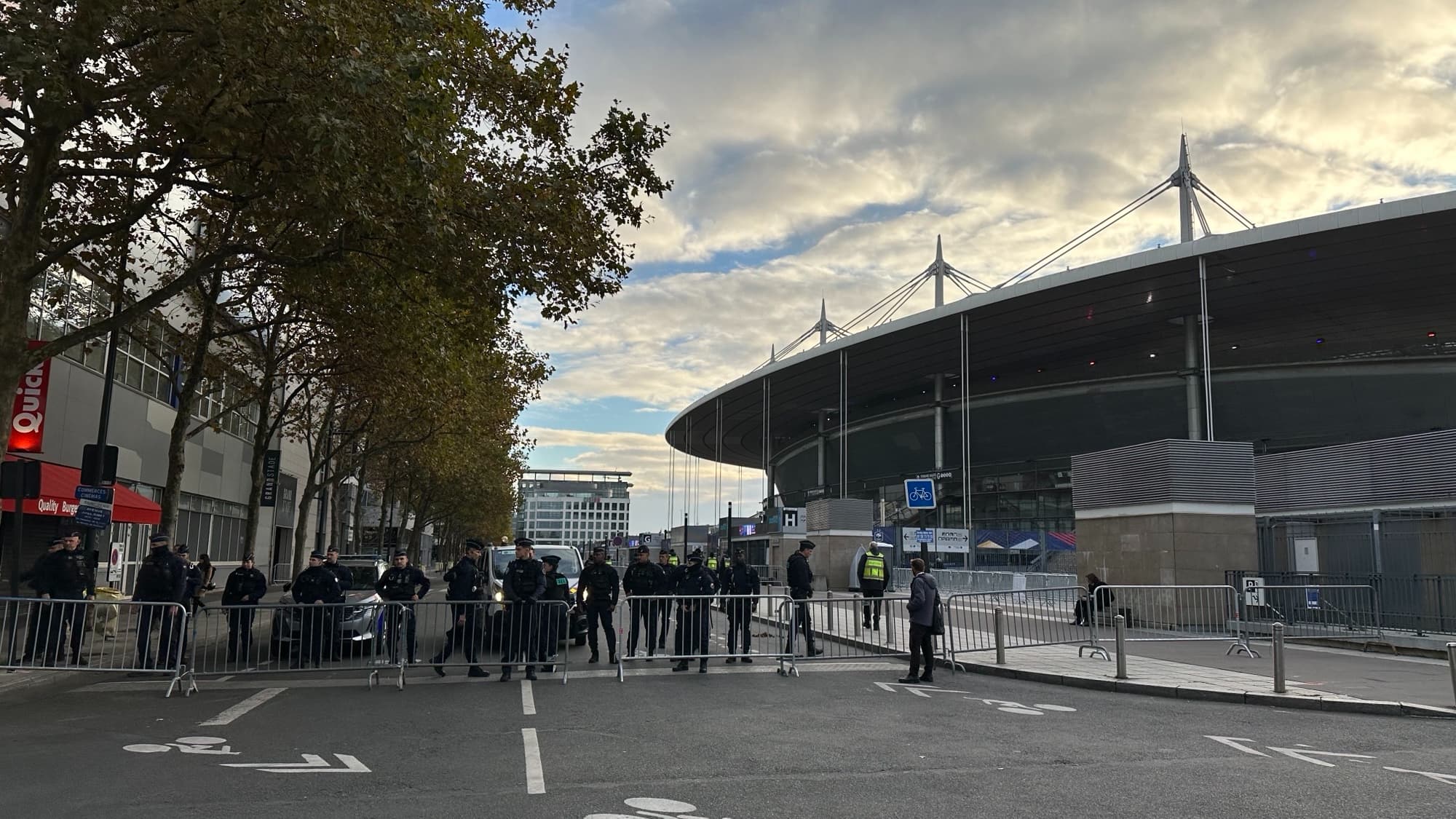 l’impressionnant système de sécurité est en place au Stade de France