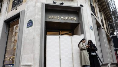 A Paris, une boutique Louis Vuitton braquée à bord d’une voiture bélier