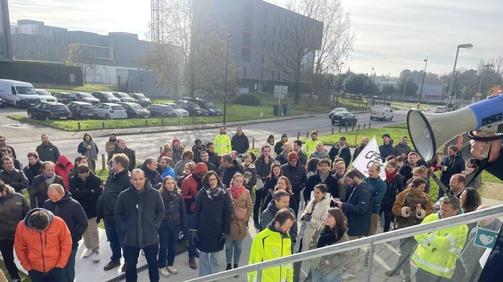 des salariés en grève en Loire-Atlantique