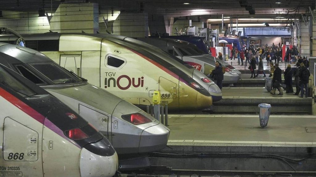 Une personne décède après avoir été heurtée par un TGV près du Mans