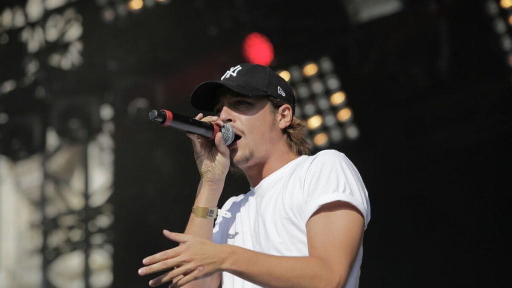 Nekfeu : ce que l’on sait des accusations de viols et de violences portées par l’ex-femme du rappeur