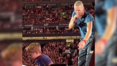 VIDÉO. Chris Martin (Coldplay) interrompt brusquement son concert pour protéger un enfant maltraité