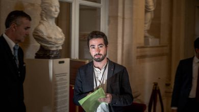 Le député LFI Andy Kerbrat aurait utilisé ses honoraires de mandat pour acheter de la drogue, selon « Mediapart » – Libération