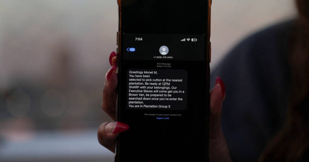 aux Etats-Unis, la police enquête sur des SMS racistes reçus après l’élection – Libération