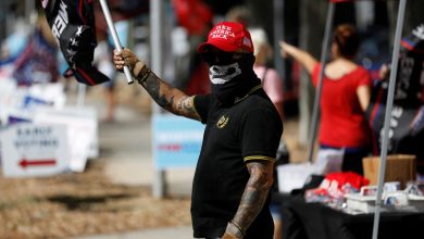 « Les Proud Boys sont là pour se battre » : comment les pro-Trump entendent « surveiller » la présidentielle américaine