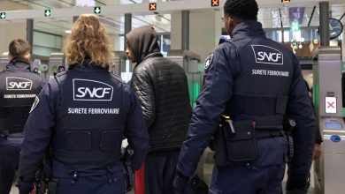 Paris : un homme jette une bouteille de produit chimique à la gare Saint-Lazare, une dizaine de personnes incommodées