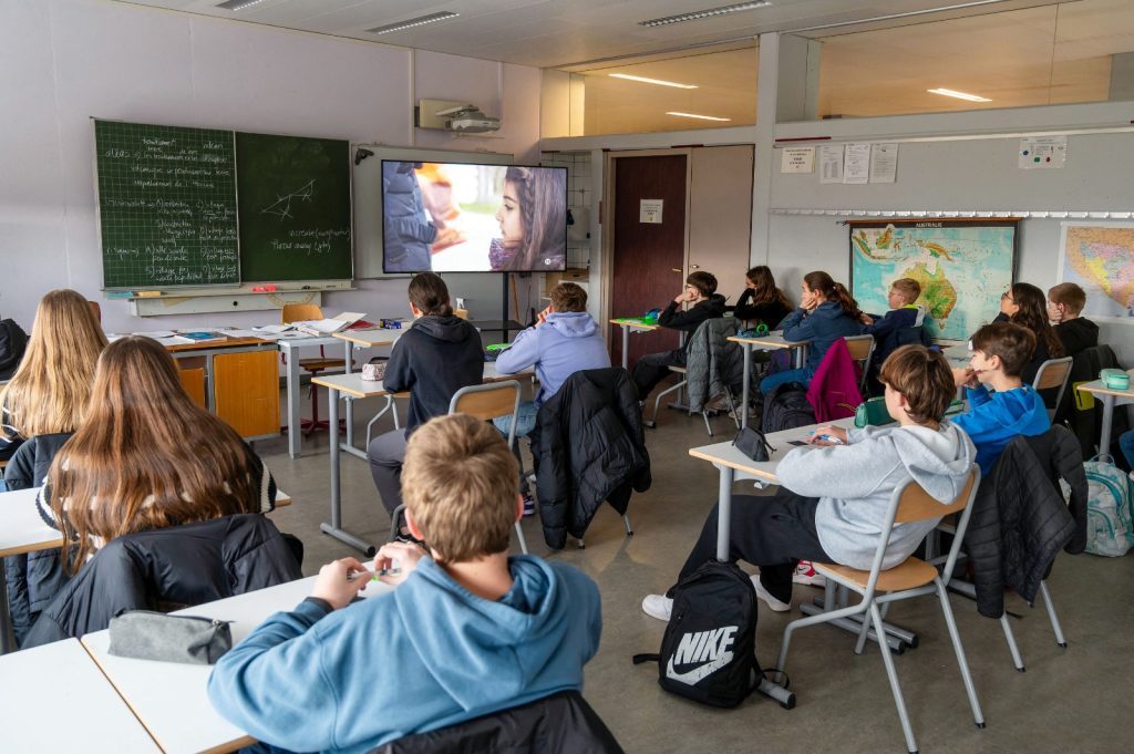 Le Conseil d’État annule les groupes de niveaux pour l’année scolaire 2025