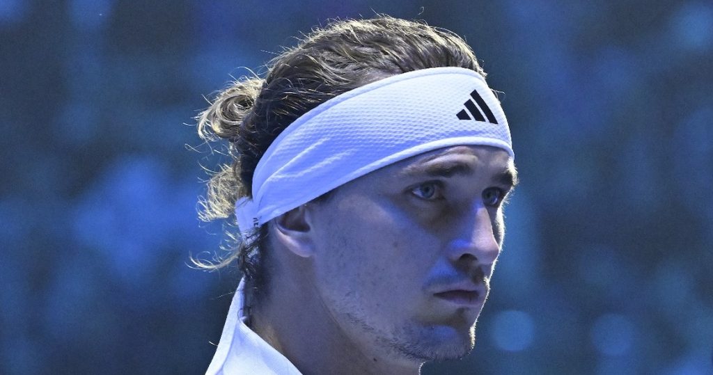 ATP – Finales ></img> Zverev à un journaliste après sa victoire contre Ruud : « Si je me fais break contre Alcaraz, ce sera de ta faute. Et si je double faute sur une balle de break, je ne penserai qu’à toi »