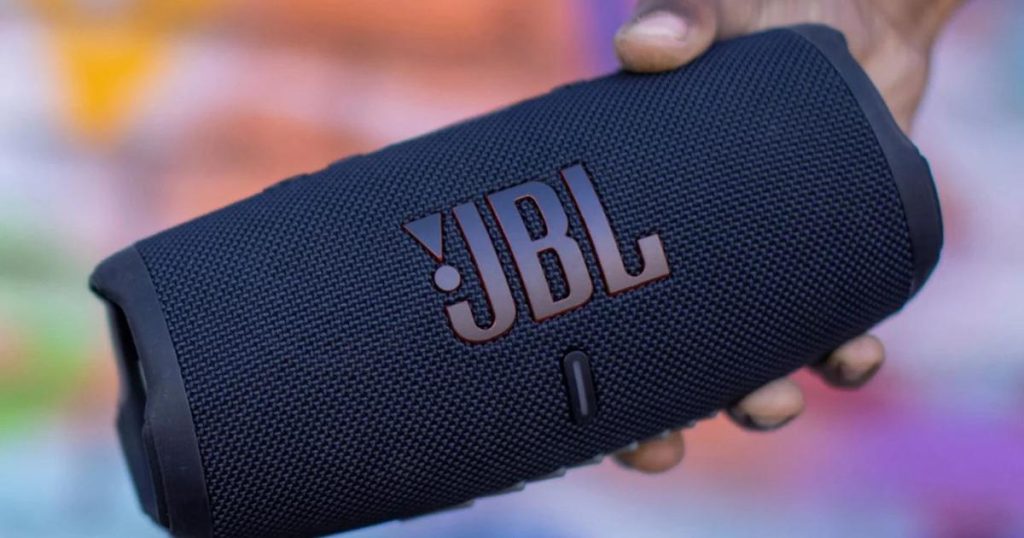 L’enceinte Bluetooth JBL Charge entre 5 et 60 euros sur son prix, c’est l’offre de la semaine sur Amazon !