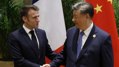 Emmanuel Macron dit « partager » avec Xi Jinping « le désir d’une paix durable »