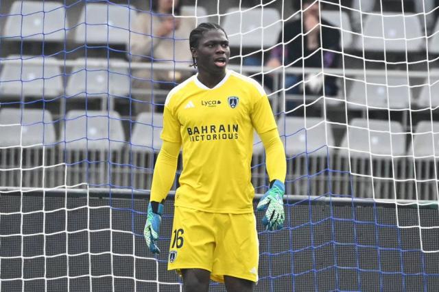 Lorient, vainqueur de Guingamp, s’en prend au Paris FC, tenu en échec à Pau